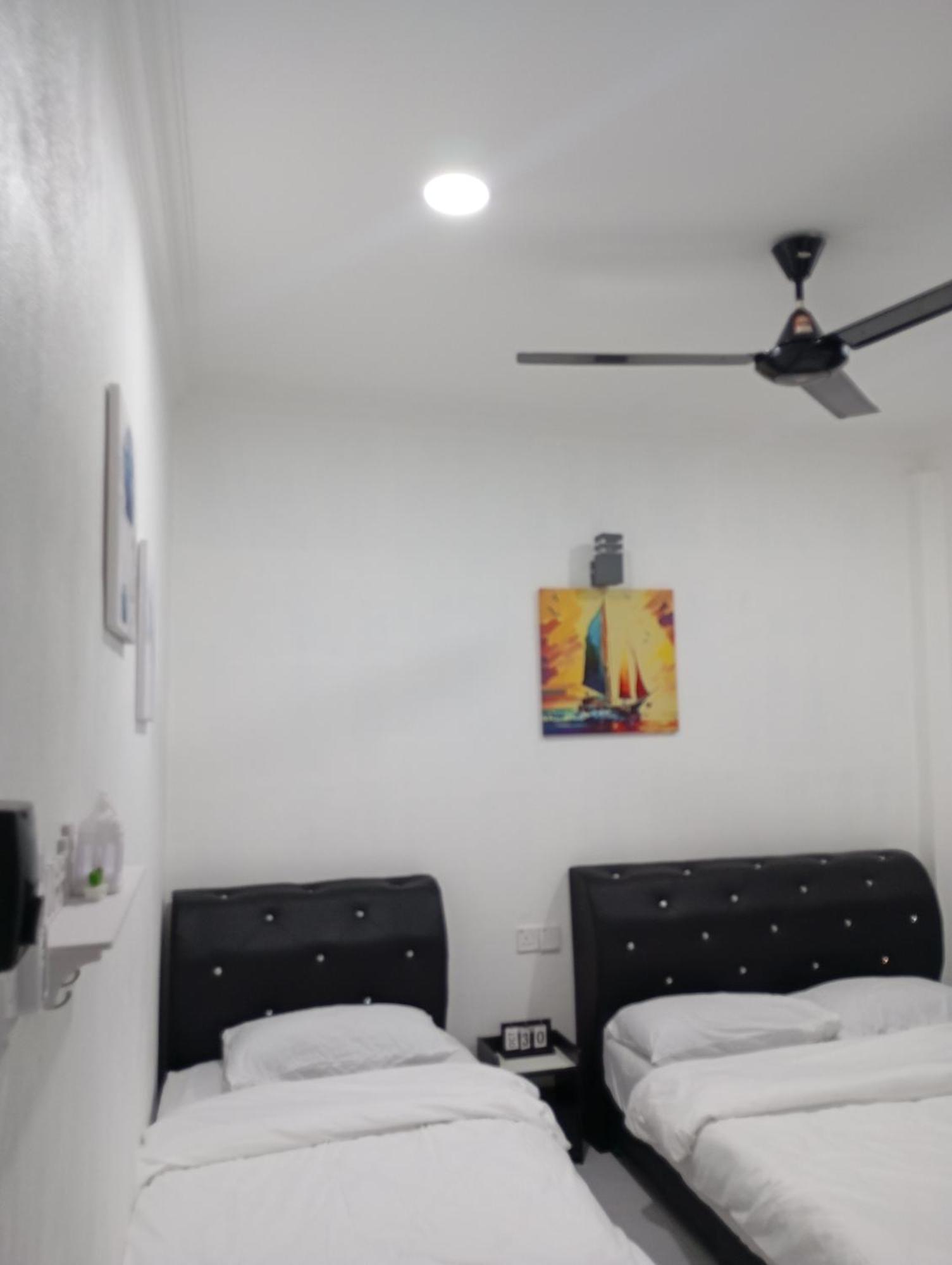 Roomstay By Abe Cottage Kampung Kuala Besut Bilik gambar