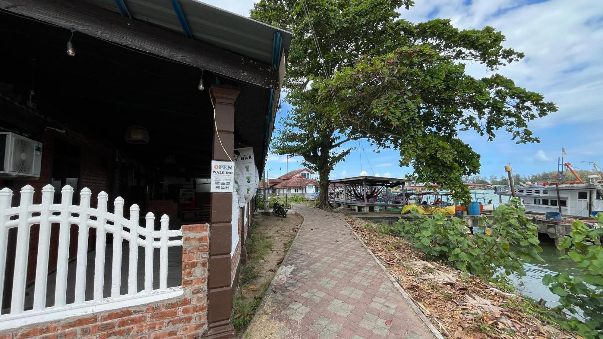 Roomstay By Abe Cottage Kampung Kuala Besut Luaran gambar